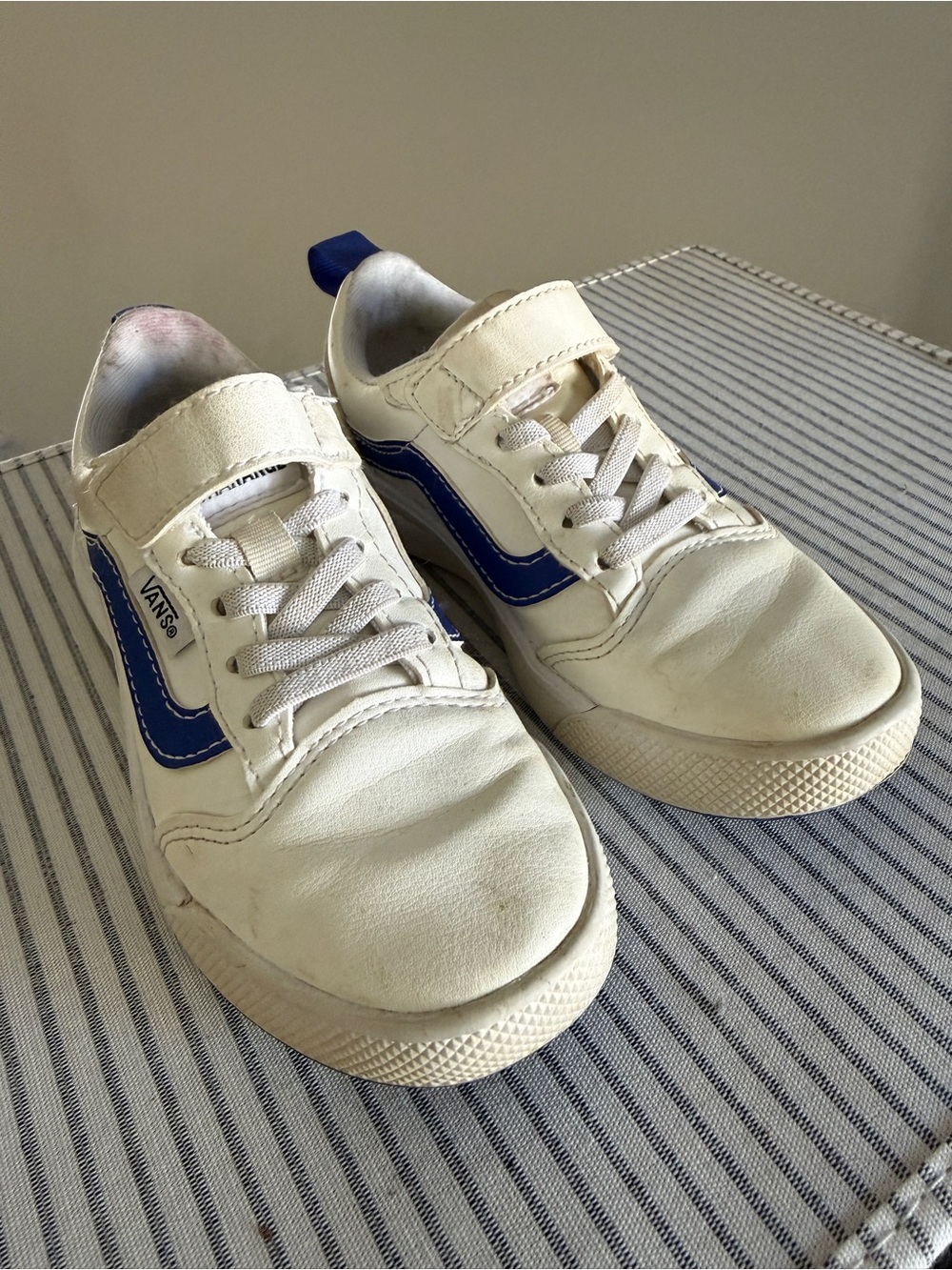 VANS Toddler 11.5 GUC Running Sneakers